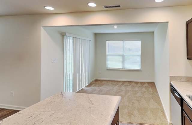 2835 Strauss Ln Gallery 4