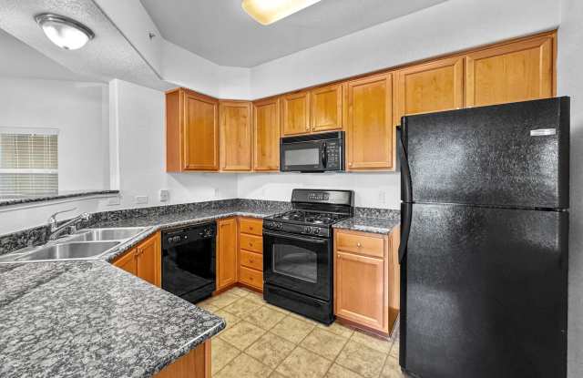Updated 2BR/2BA Condo with Garage in Prime Folsom Location! photos photos