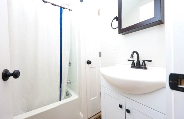 85 Oak St photos photos