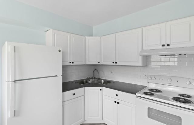 Skyline Apartments Gallery 3