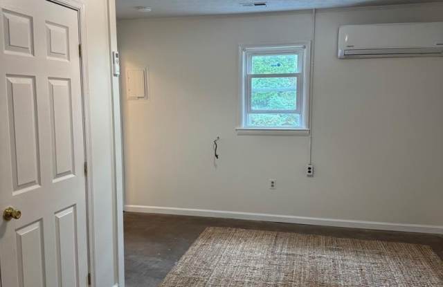 3548 N FREDERICK Pike Gallery 4