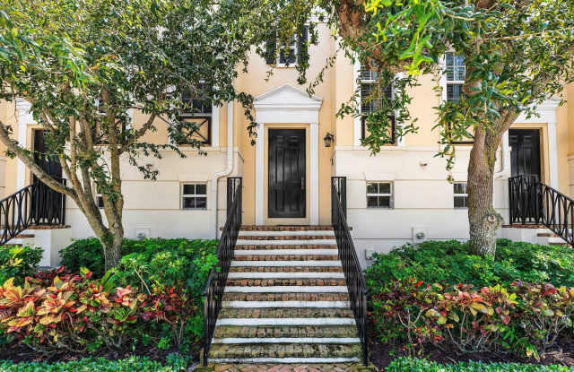 75 NE 5th Avenue photos photos