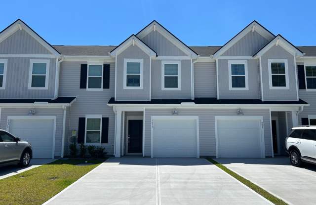 ABSOLUTELY BEAUTIFUL BRAND-NEW BUILD TOWNHOME photos photos