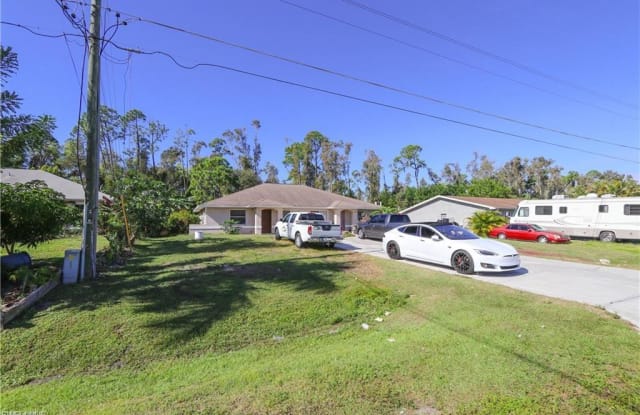 19168 Miami BLVD - 19168 Miami Blvd, San Carlos Park, FL 33967