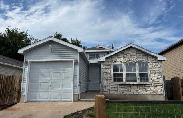 Incredible 3 Bed 2 Bath Home w/1 Car Garage photos photos Incredible 3 Bed 2 Bath Home w/1 Car Garage photos photos