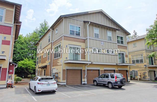 2 Bed, 2.5 Bath Townhome at Woodhaven Crossing in Sherwood photos photos