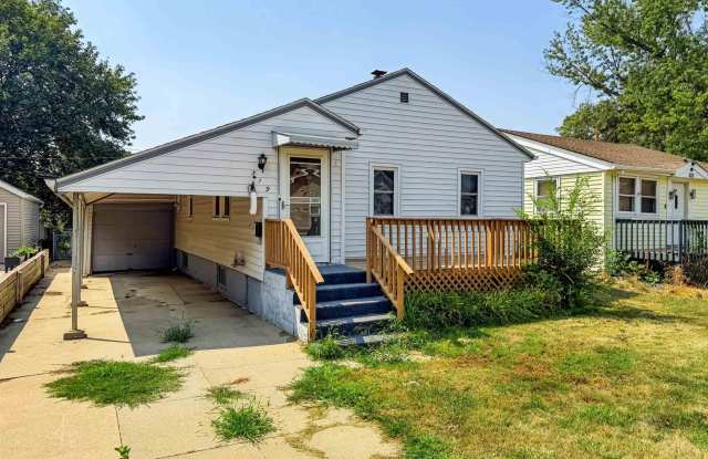 519 Wayland Ave photos photos