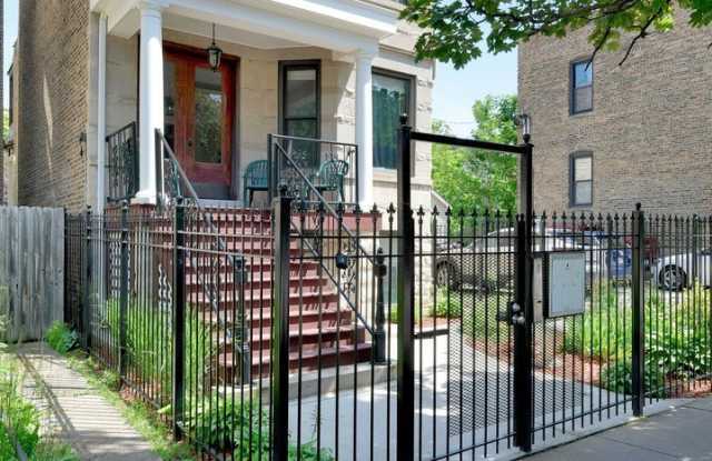 3270 W WRIGHTWOOD Avenue photos photos
