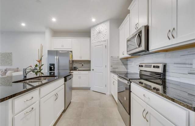 1098 BOARDWALK Place Gallery 2