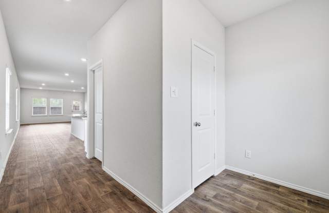 4023 BASIL MDW Gallery 3