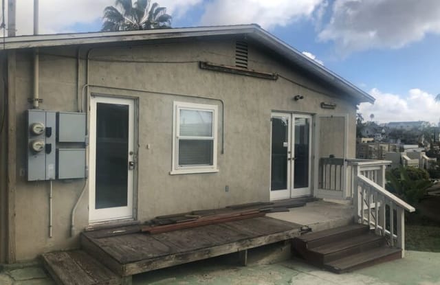 3680 1/2 Columbia Street - 3680 1/2 Columbia St, San Diego, CA 92103
