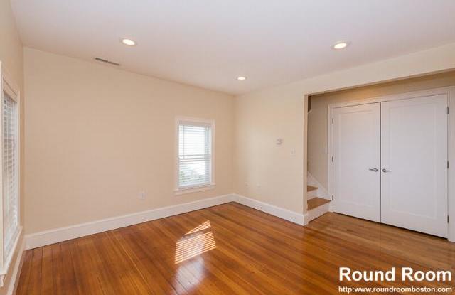 11 Rock Valley Ave. Gallery 3