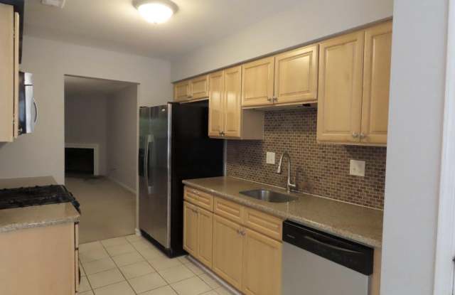 16 FAIR OAKS Court Gallery 4