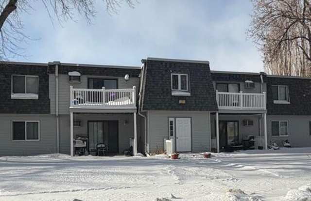 Charming 2-Bedroom, 1-Bath with Garage photos photos