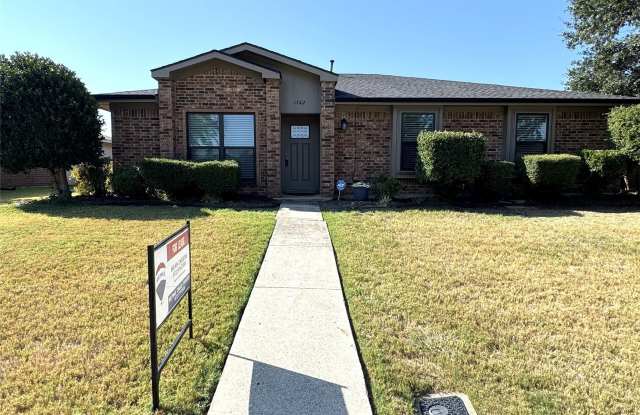 1762 Glencairn Lane Gallery 2