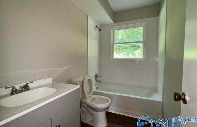 2617 Thornhill Road Gallery 3