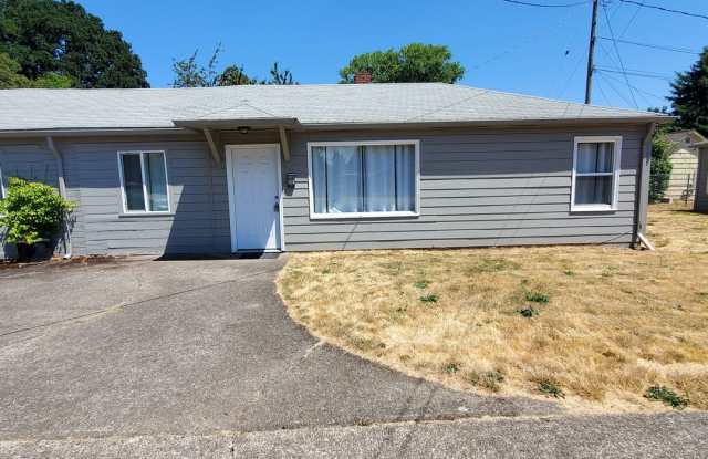 Cozy 2 Bed, 1 Bath Home close to Burkhart park!! photos photos