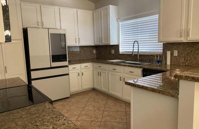 6330 HARBOUR OAK Drive Gallery 2