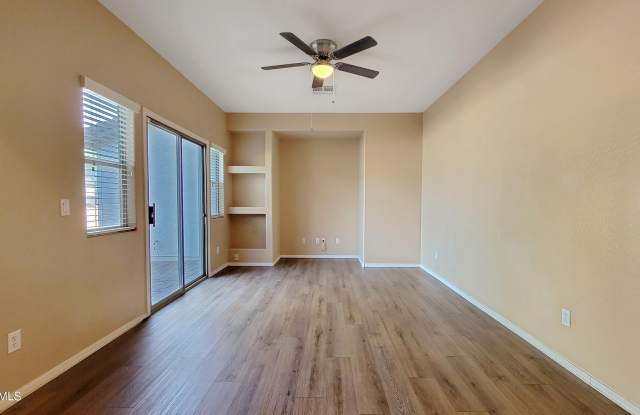2515 N 148TH Drive Gallery 3
