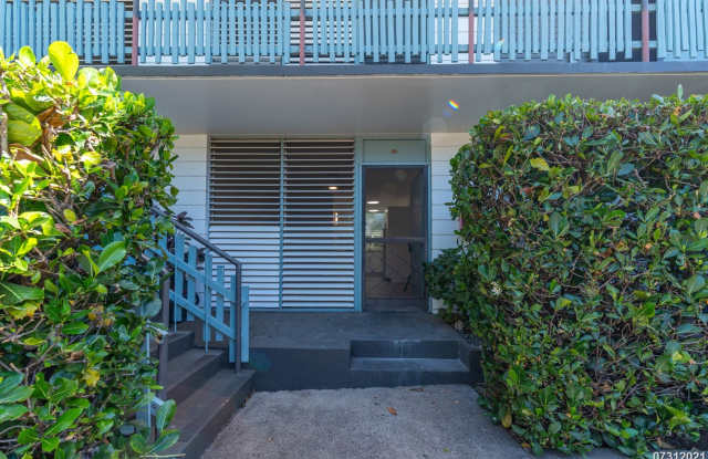 RECENTLY RENOVATED GROUND FLOOR PUALEI CIRCLE STUDIO! - 3810 Leahi Avenue, Honolulu, HI 96815