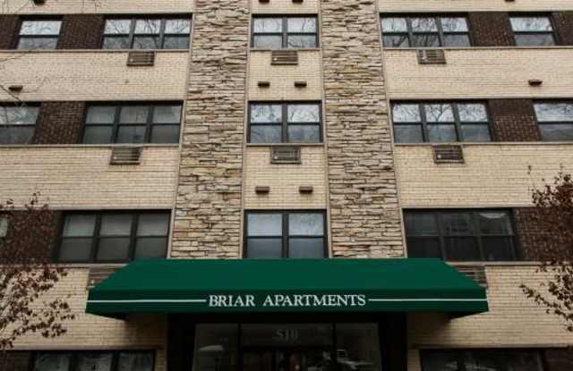 510 West Briar Place - 510 West Briar Place, Chicago, IL 60657 510 West Briar Place - 510 West Briar Place, Chicago, IL 60657