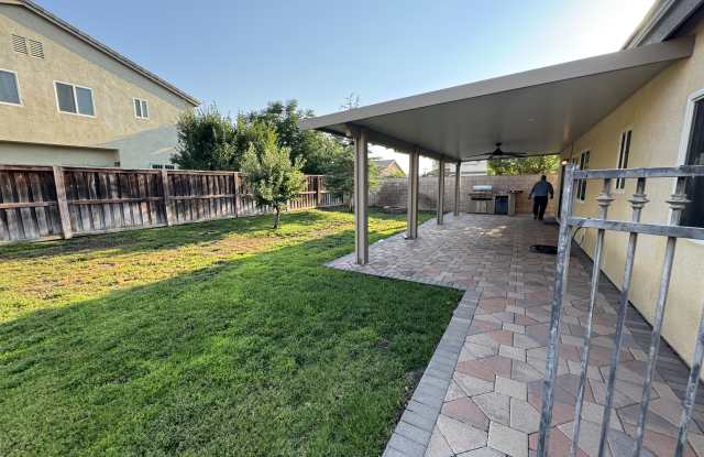 2274 Purple Finch Court Gallery 3