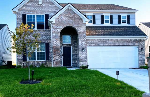 2341 Creek Bank Drive - 2341 Creek Bank Drive, Columbus, IN 47201