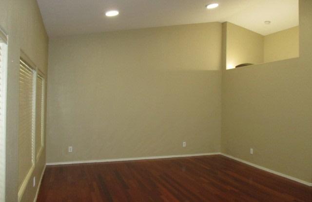 1601 West Gunstock Loop Gallery 4
