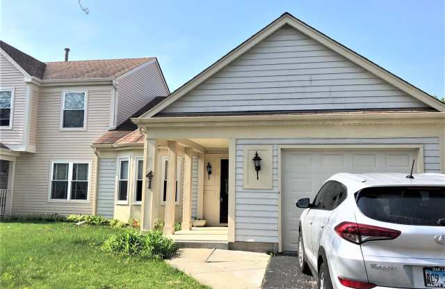 41 Bedford Road - 41 Bedford Road, Mundelein, IL 60060