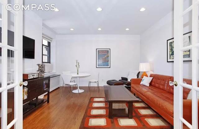 690 Riverside Drive photos photos