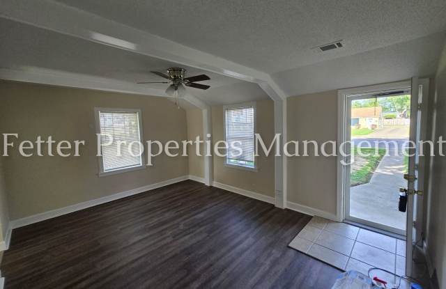 Summer Special! First Month's Rent Free! photos photos