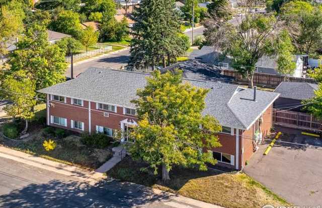 One bedrooms or studio apartment in Aurora photos photos