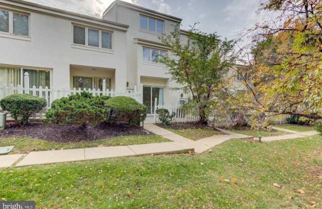 107 MONTROSE Avenue photos photos