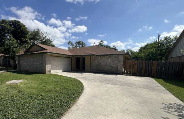6530 FOREST VLG Gallery 3