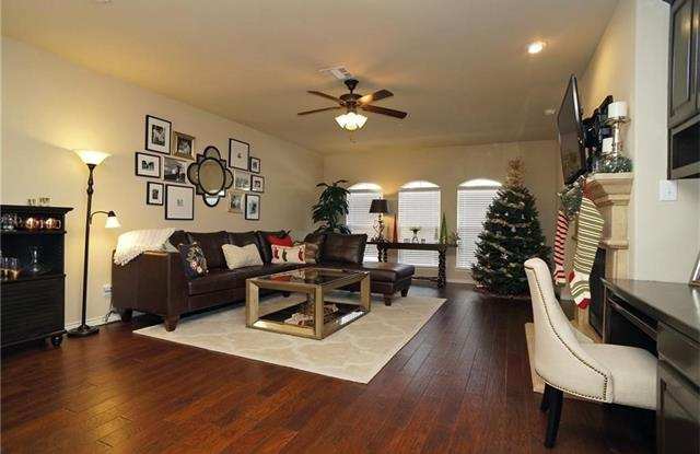 4236 Comanche Drive Gallery 4