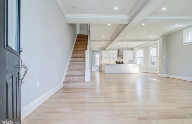 4429 GEORGIA AVENUE NW Gallery 3