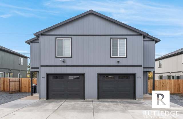 New 3 Bed/2.5 Bath Townhome in Medford photos photos