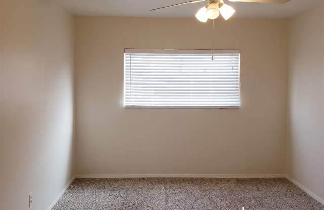 9412 1/2 Flower Street Unit 9412 Gallery 2