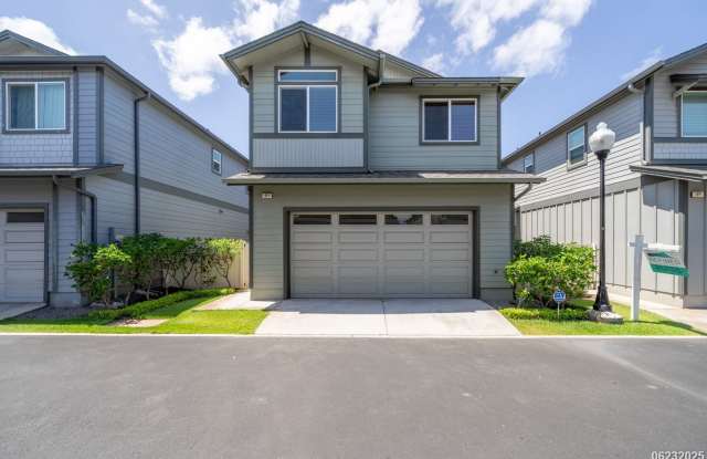 Available now! 4-bedroom, 2.5-bath, 2-car garage in Seabridge at Ewa Gentry photos photos