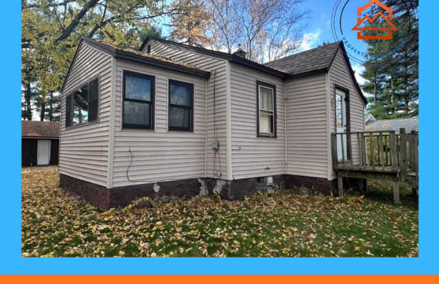 Welcome to 801 Lakeview Drive in Wausau! photos photos Welcome to 801 Lakeview Drive in Wausau! photos photos