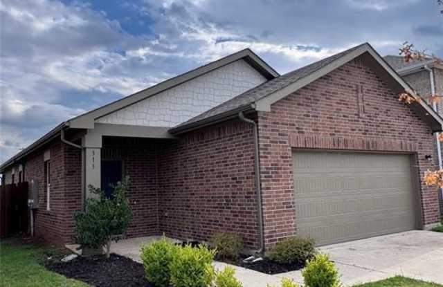 313 Madison Way photos photos