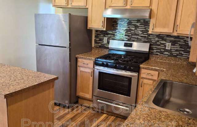 58 E Broadway St photos photos