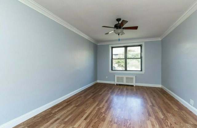 78-23 19th Dr Gallery 3