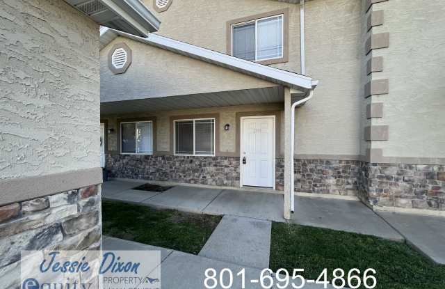 2359 N 275 E Gallery 2