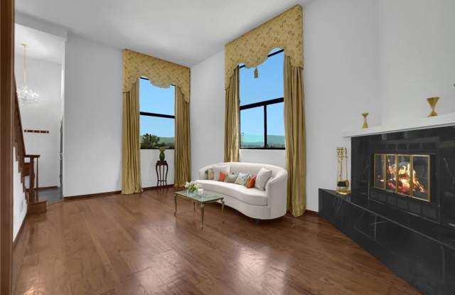 2524 Ivan Hill Terrace photos photos