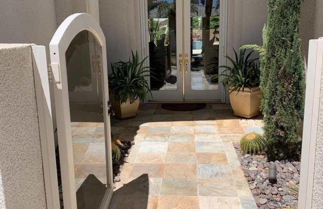 8 Excalibur Court Gallery 4