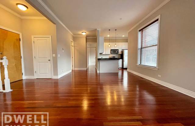 2801 N Seminary Ave photos photos