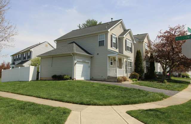 Fully updated 4BR 2.5BA corner lot single family home with fully fenced rear yard and 1 car garage - 12523 Eagle View Way, Germantown, MD 20876 Fully updated 4BR 2.5BA corner lot single family home with fully fenced rear yard and 1 car garage - 12523 Eagle View Way, Germantown, MD 20876