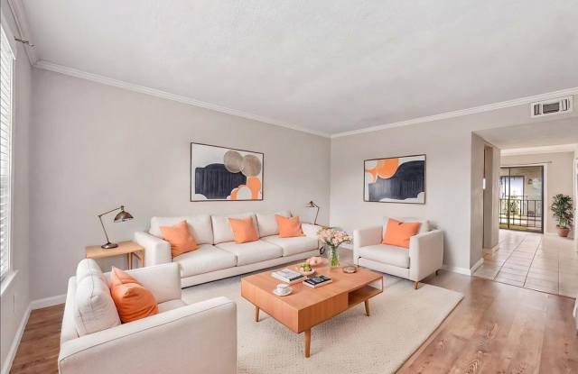 2 bedroom Condo Located in a Gated Community photos photos