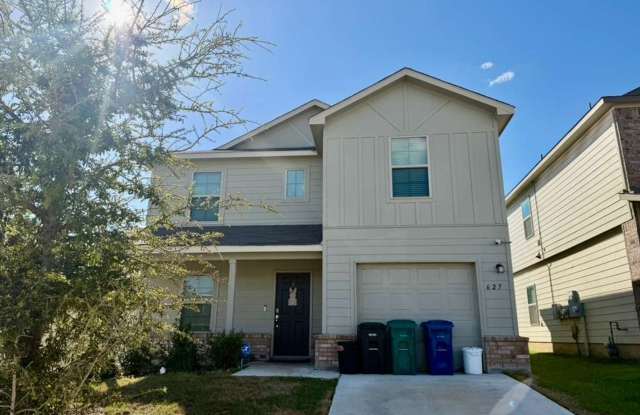 Like-New 4 Bedroom Home in Growing Community – Move-In Ready! photos photos